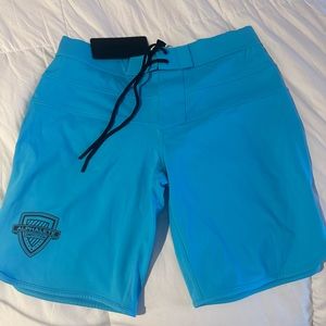 Men’s AlphaElete board shorts Sz 31